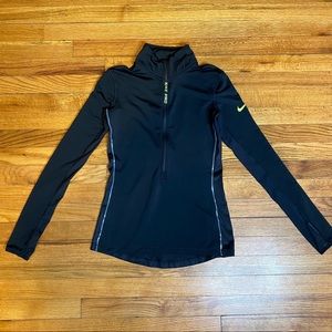 Nike Pro 3/4 Zip Pullover